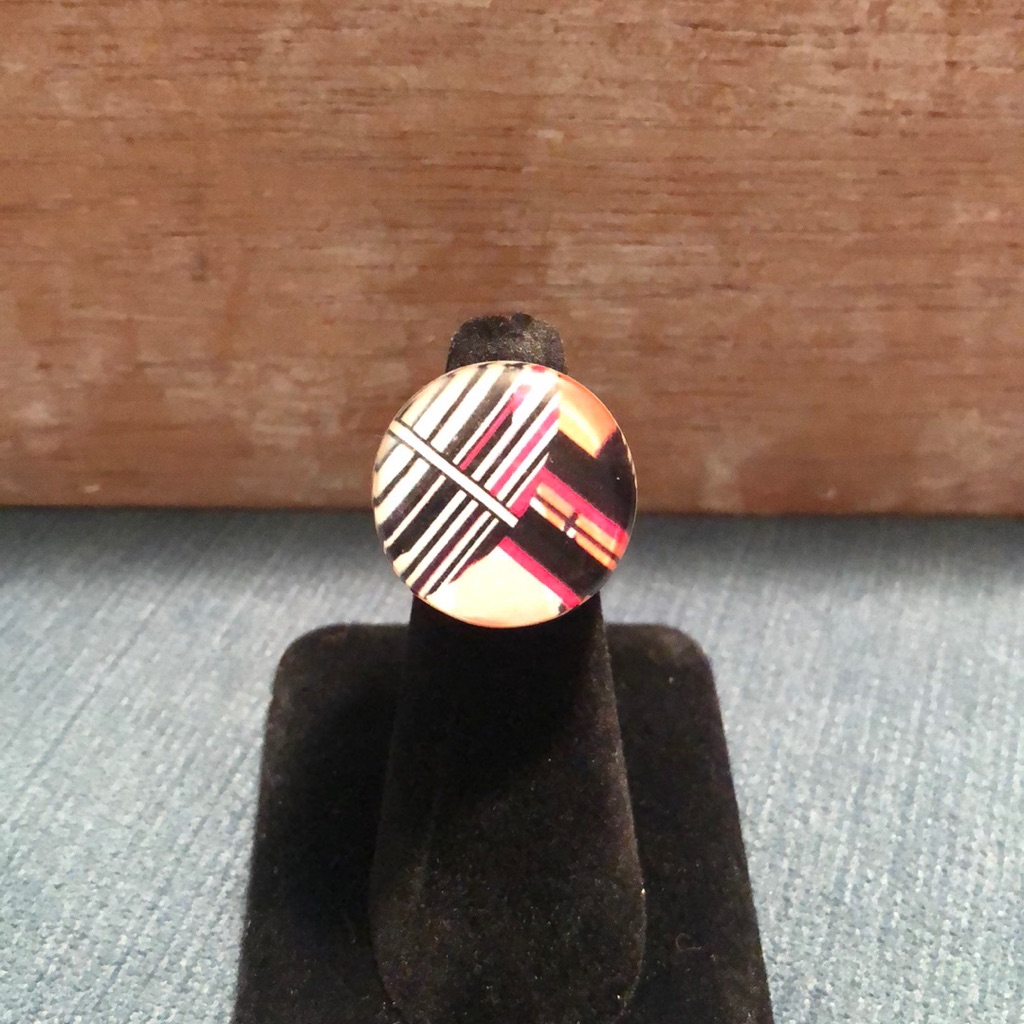 Unique Acrylic Platform Style Ring - Size 55 10$